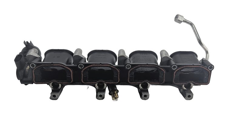 Thumbnail 4: 2011-2013 AUDI A8 (D4 4H) 4.2L V8 LEFT ENGINE INTAKE MANIFOLD DIFFUSER RAIL