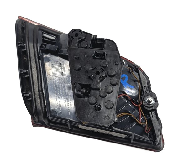 Thumbnail 9: 2014-2016 BMW 528i 535i 550i M5 (F10) RIGHT PASSENGER TRUNK TAILLIGHT LIGHT LAMP