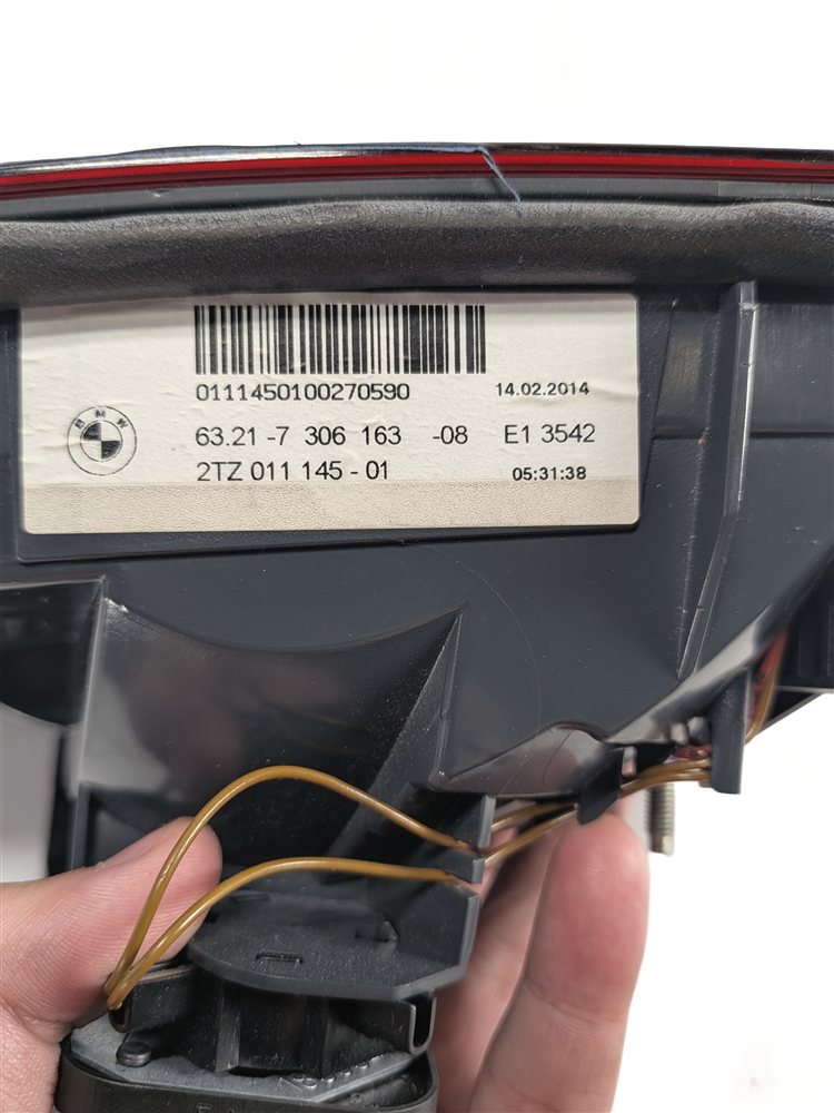 Thumbnail 10: 2014-2016 BMW 528i 535i 550i M5 (F10) LEFT DRIVER TRUNK TAILLIGHT LIGHT LAMP
