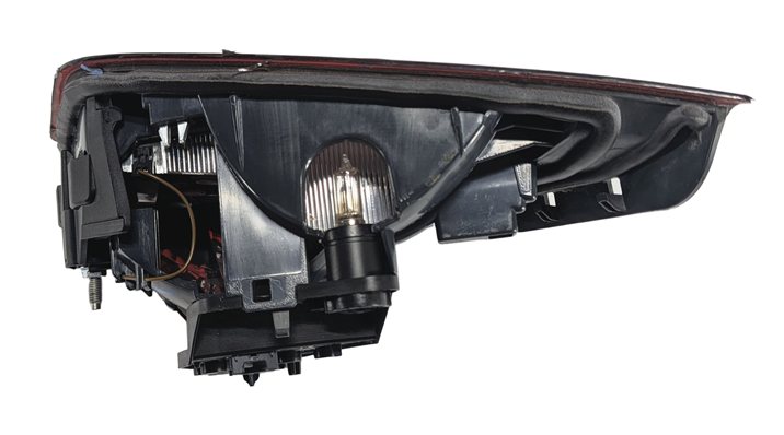 Thumbnail 4: 2014-2016 BMW 528i 535i 550i M5 (F10) LEFT DRIVER TRUNK TAILLIGHT LIGHT LAMP