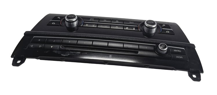 Thumbnail 5: 11-16 BMW 5 M5 SERIES (F10) HEATER A/C TEMPERATURE & RADIO CONTROL PANEL (BLACK)