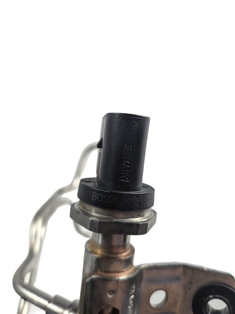 Thumbnail 6: 2014 BMW 535I (F10) 3.0L (N55) ENGINE GAS FUEL RAIL w/LINES & PRESSURE SENSOR
