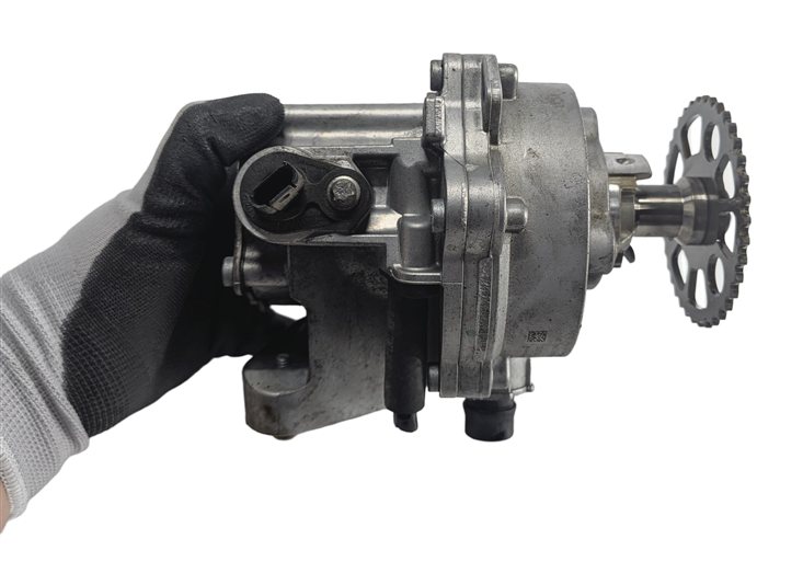 Thumbnail 6: 2014 BMW 535I (F10) 3.0L (N55) ENGINE OIL FLUID PUMP