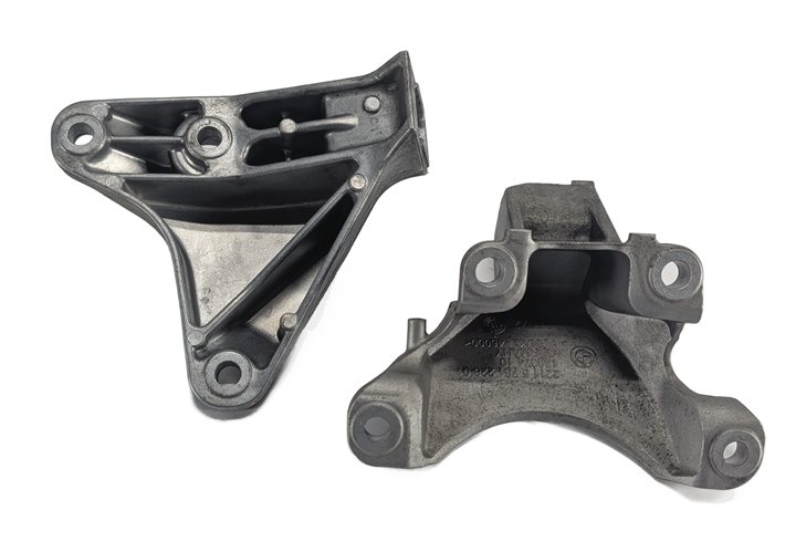 Thumbnail 2: 2014 BMW 535I (F10) 3.0L (N55) ENGINE LEFT & RIGHT MOTOR MOUNT BRACKET SET/2