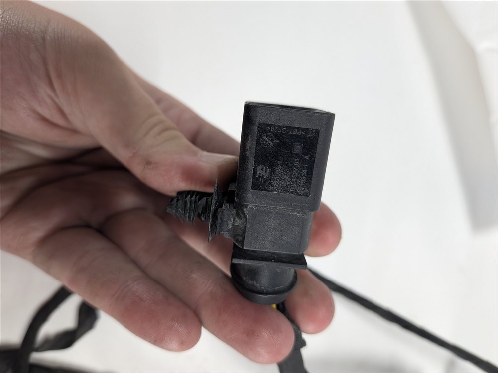 Thumbnail 10: 2014 BMW 535I (F10) FRONT PARK ASSIST PDC DISTANCE CONTROL SENSORS (White)