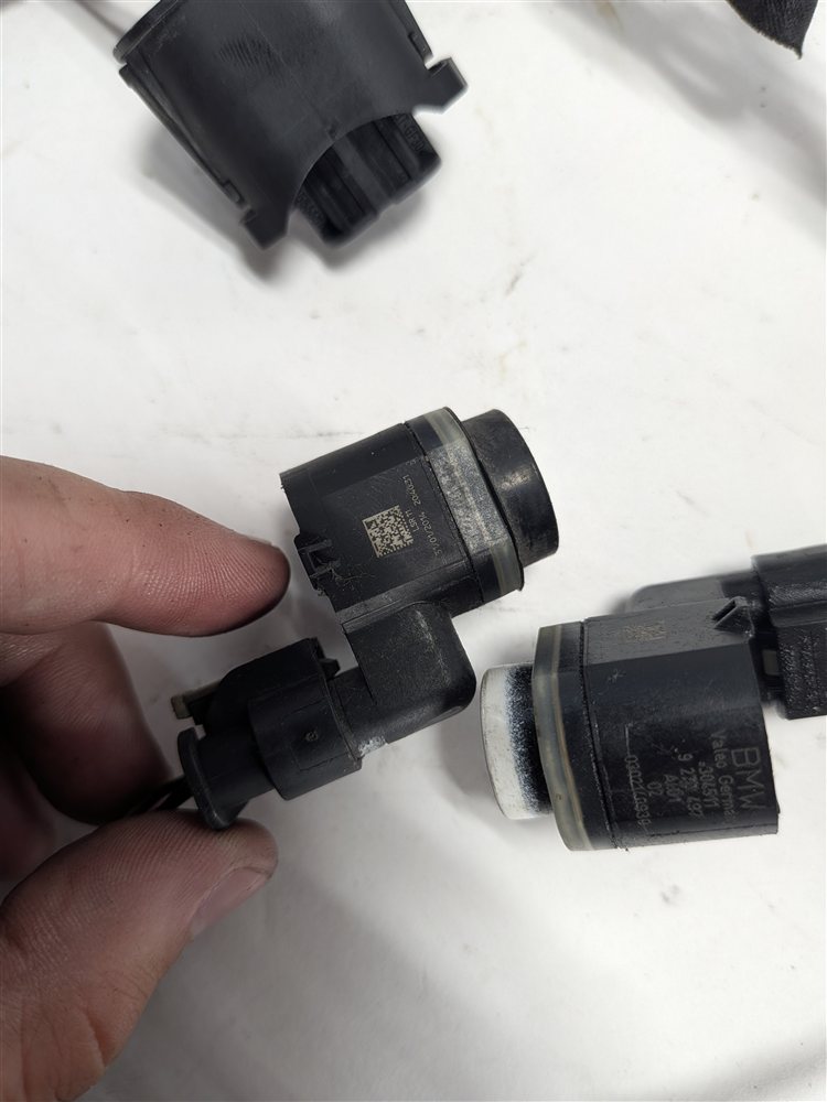Thumbnail 9: 2014 BMW 535I (F10) FRONT PARK ASSIST PDC DISTANCE CONTROL SENSORS (White)