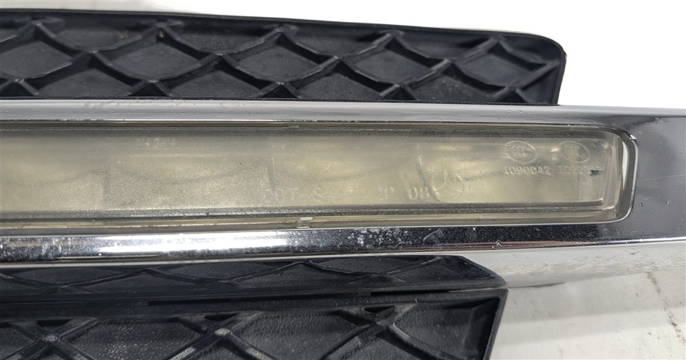 Thumbnail 5: 2011-2012 MB GL350 GL450 GL550 (X164) RIGHT PASSENGER LED FOG LIGHT DRIVING LAMP