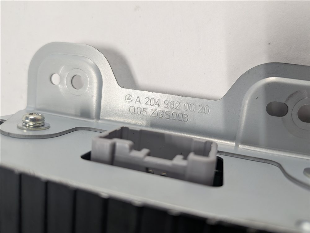 Thumbnail 5: 2012 MERCEDES GL450 (X164) VOLTAGE POWER INVERTER CONVERTER CONTROL MODULE