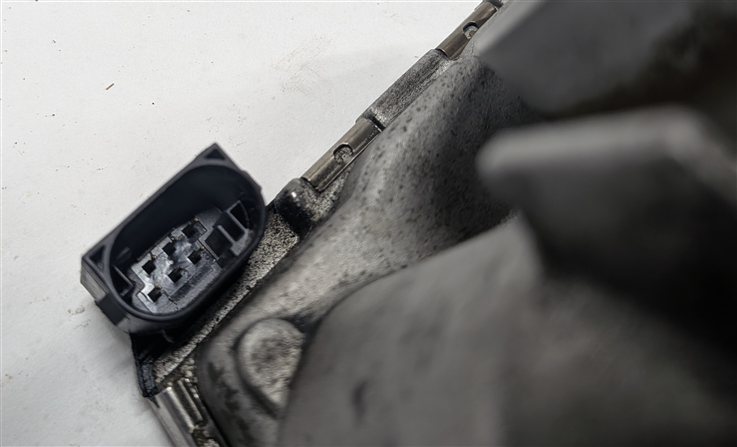 Thumbnail 5: 07-16 MERCEDES CL E G GL ML S SL CLK CLS (W212 W221 W164 X164) V8 THROTTLE BODY