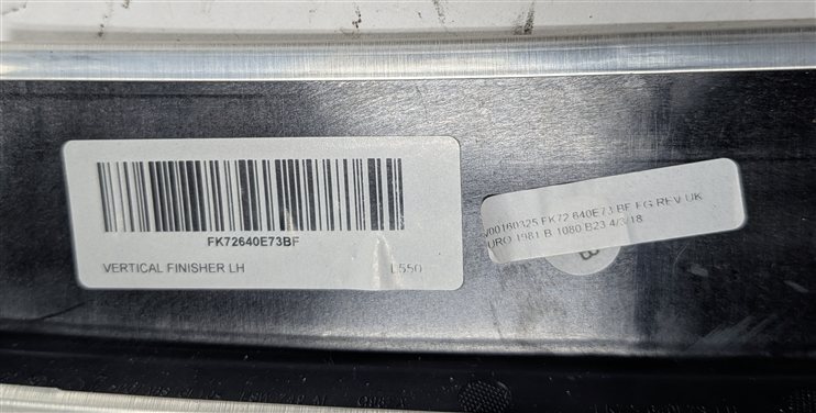 Thumbnail 7: 2018 LAND ROVER DISCOVERY SPORT L550 INTERIOR DASH TRIM SET/2 (Aluminium Silver)