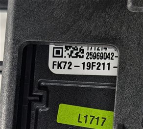 Thumbnail 5: 2018 LAND ROVER DISCOVERY SPORT L550 INFO SCREEN TRIM SURROUND BEZEL w/SWITCHES