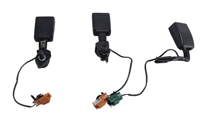 Thumbnail 3: 2018 ROVER DISCOVERY SPORT L550 REAR SEAT SEATBELT BUCKLE RECEIVER SET/3 (Black)