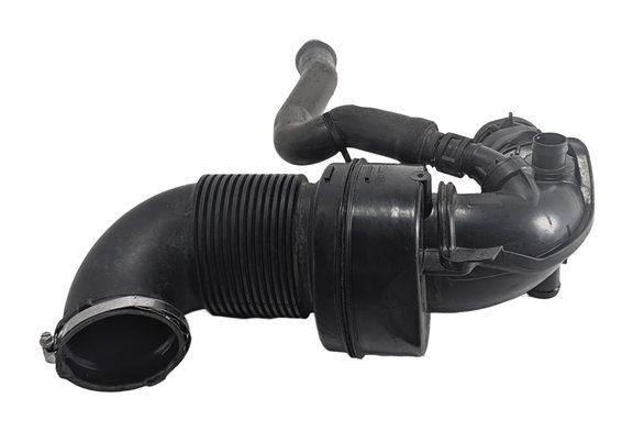 Thumbnail 3: 2018 LAND ROVER DISCOVERY SPORT (L550) 2.0L (204PT) ENGINE AIR INTAKE HOSE DUCT