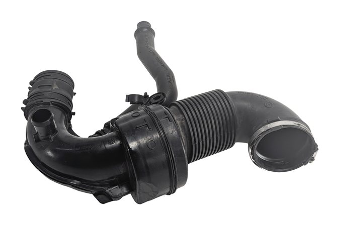 Thumbnail 4: 2018 LAND ROVER DISCOVERY SPORT (L550) 2.0L (204PT) ENGINE AIR INTAKE HOSE DUCT