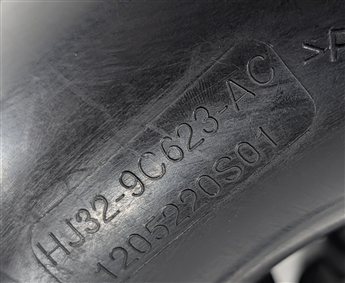 Thumbnail 5: 2018 LAND ROVER DISCOVERY SPORT (L550) 2.0L (204PT) ENGINE AIR INTAKE HOSE DUCT