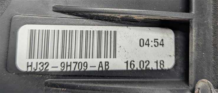 Thumbnail 6: 18-22 ROVER DISCOVERY SPORT EVOQUE (L550 L538) ENGINE AIR CLEANER FILTER BOX