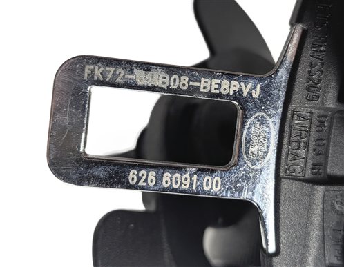 Thumbnail 8: 15-19 LAND ROVER DISCOVERY SPORT (L550) RIGHT FRONT SEATBELT RETRACTOR (Black)