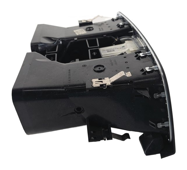 Thumbnail 3: 2015 MERCEDES E400 (C207) FRONT CENTER DASH HEAT AIR AC VENT w/CLOCK (Black)