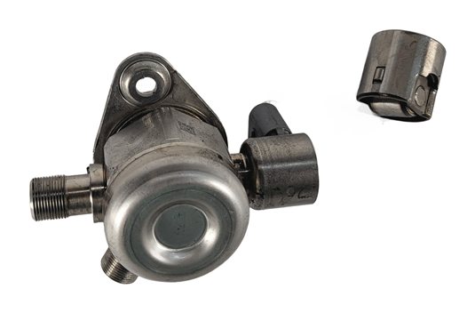 Thumbnail 2: 11-20 MERCEDES E S SL GL (W205 W166 W212 X166 X253) V8 LEFT MECHANICAL FUEL PUMP