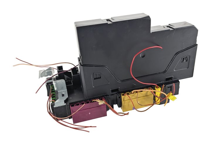 Thumbnail 4: 15-18 E CLS CLASS (W212 W218) REAR TRUNK SIGNAL ACQUISITION MODULE SAM FUSE BOX