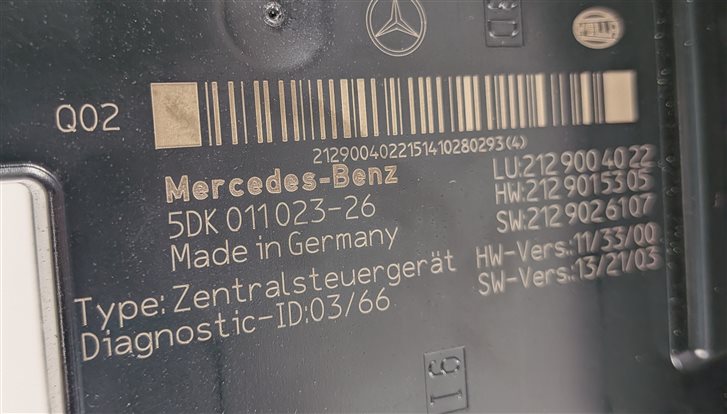 Thumbnail 6: 15-18 E CLS CLASS (W212 W218) REAR TRUNK SIGNAL ACQUISITION MODULE SAM FUSE BOX
