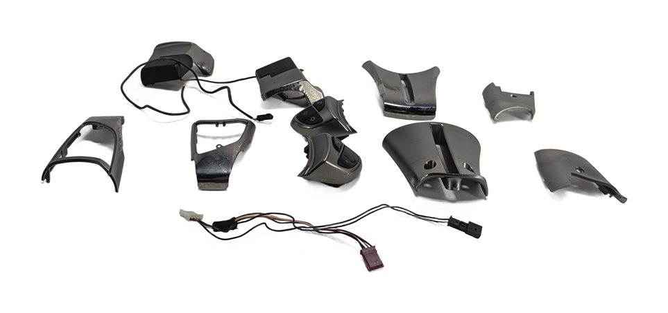 Thumbnail 2: 2006 BMW Z4 (E85/E86) STEERING WHEEL MULTIFUNCTION SWITCH BUTTON SET w/TRIM