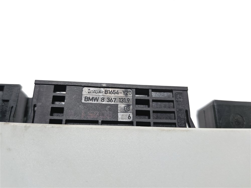 Thumbnail 6: 2006-2008 BMW Z4 (E85) GM5 GMIV BODY CONTROL MODULE COMPUTER (BCM)