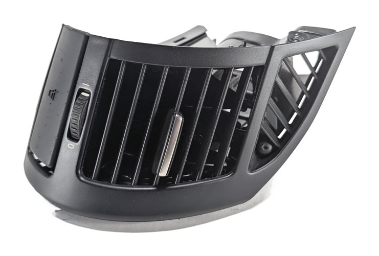 Thumbnail 2: 2006 BMW Z4 (E85/E86) FRONT RIGHT DASH HEAT AIR AC VENT w/CUPHOLDER (Black)