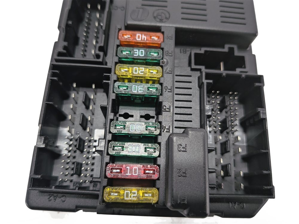 Thumbnail 7: 2003-2008 BMW Z4 (E85) POWER DISTRIBUTION FUSE RELAY JUNCTION BOX