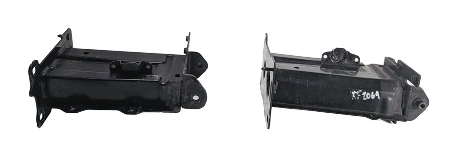 Thumbnail 2: 2003-2008 BMW Z4 (E85) FRONT LEFT & RIGHT BUMPER REINFORCEMENT BRACKET SET 2