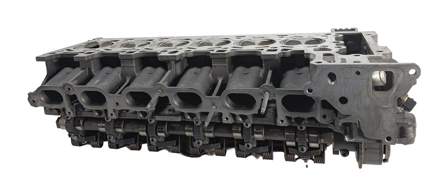 2006 BMW 330i 525i 530i Z4 (E60 E90 E85) 3.0L N52 ENGINE CYLINDER HEAD w/VALVES