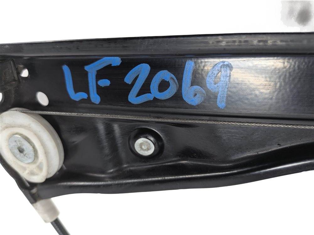 Thumbnail 5: 2003-2006 BMW Z4 (E85) LEFT FRONT DRIVER DOOR POWER WINDOW REGULATOR w/ MOTOR