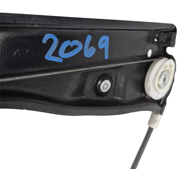 Thumbnail 6: 2007-2008 BMW Z4 (E85) RIGHT FRONT PASSENGER WINDOW REGULATOR w/ MOTOR