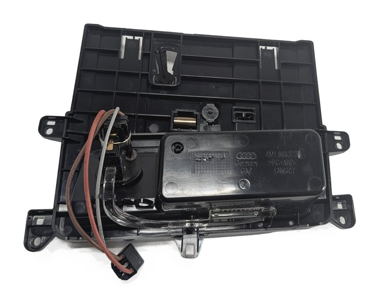 Thumbnail 5: 2017 AUDI Q7 (4M) FRONT CENTER CONSOLE ASHTRAY CUBBY w/ 12V POWER OUTLET SOCKET