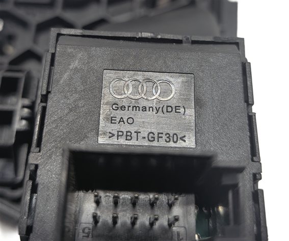 Thumbnail 5: 2017 AUDI Q7 (4M) GEAR SELECTOR TRIM COVER w/ELECTRONIC PARKING BRAKE SWITCH