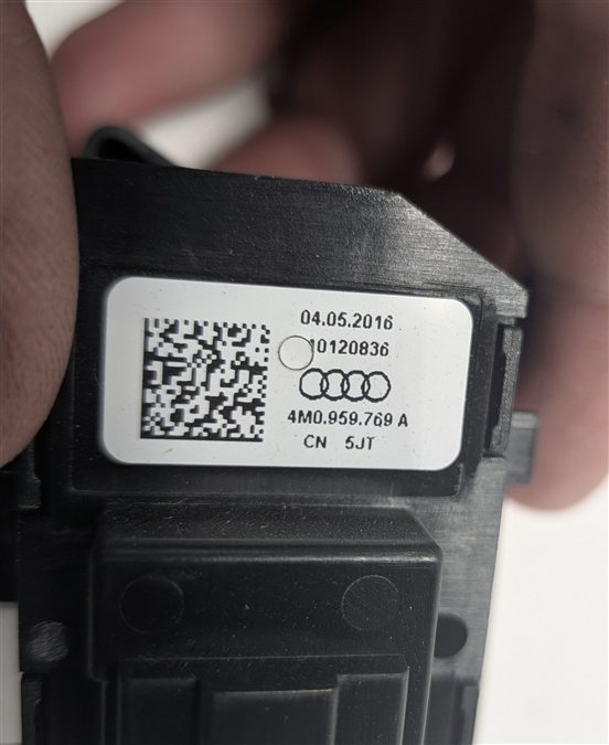 Thumbnail 7: 2017 AUDI Q7 (4M) FRONT LEFT DRIVER SEAT MEMORY POSITION CONTROL SWITCH