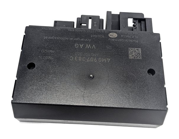 Thumbnail 3: 2017 AUDI Q7 (4M) TRAILER HITCH TOW CONTROL MODULE COMPUTER