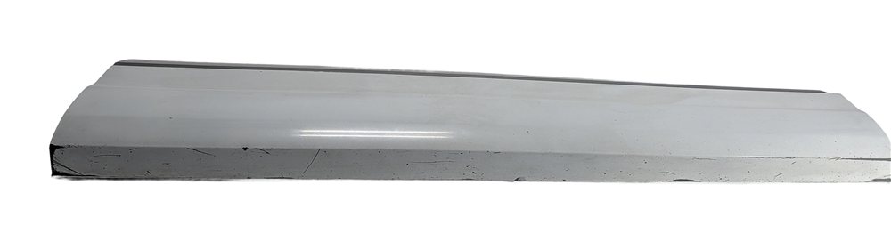 Thumbnail 2: 2017-2019 AUDI Q7 (4M) RIGHT FRONT PASSENGER DOOR RUNNER MOULDING TRIM (White)