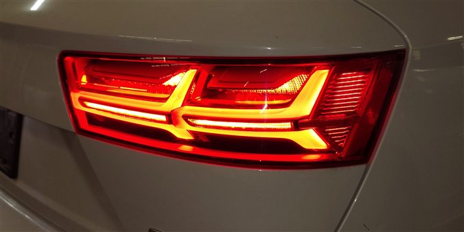 Thumbnail 2: 17-19 AUDI Q7 (4M) REAR RIGHT PASSENGER TRUNK TAILLIGHT LED BRAKE LIGHT LAMP