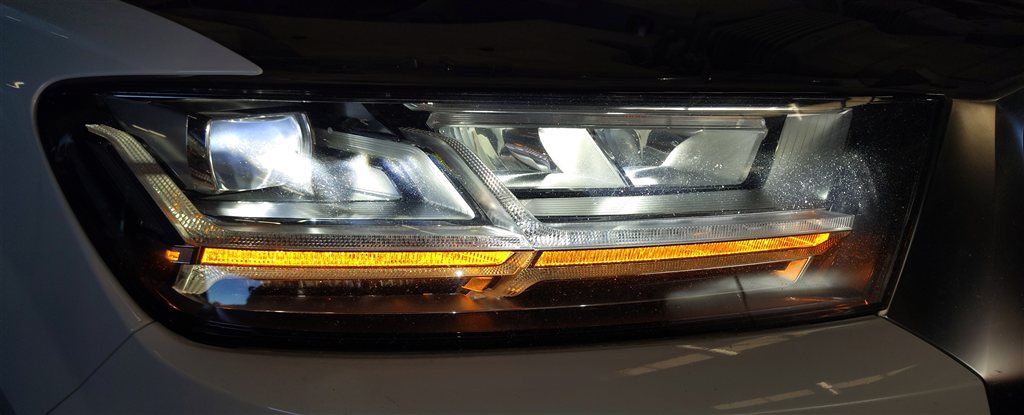 Thumbnail 2: 17-19 AUDI Q7 (4M) RIGHT FRONT PASSENGER DYNAMIC LED HEADLIGHT LIGHT LAMP (8Q3)
