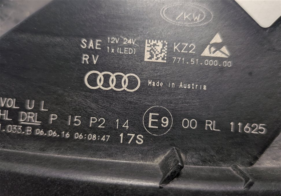 Thumbnail 14: 17-19 AUDI Q7 (4M) LEFT FRONT DRIVER DYNAMIC LED HEADLIGHT LIGHT LAMP (8Q3)