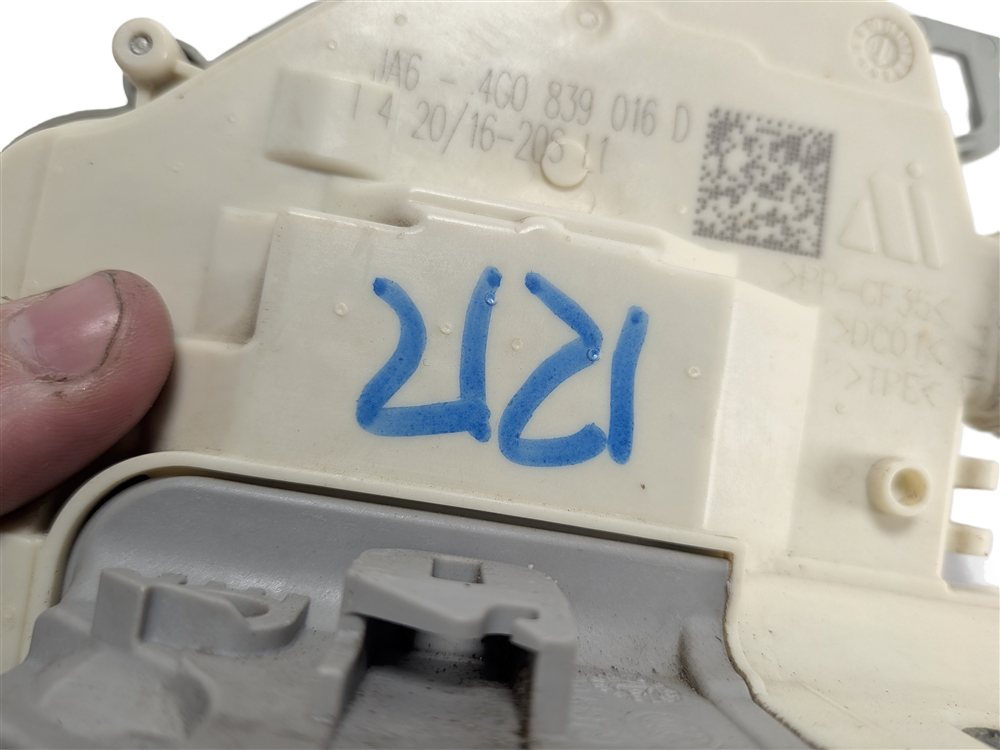 Thumbnail 7: 16-20 AUDI A6 S6 Q7 SQ7 REAR RIGHT DOOR LOCK LATCH ACTUATOR w/O POWER LATCH