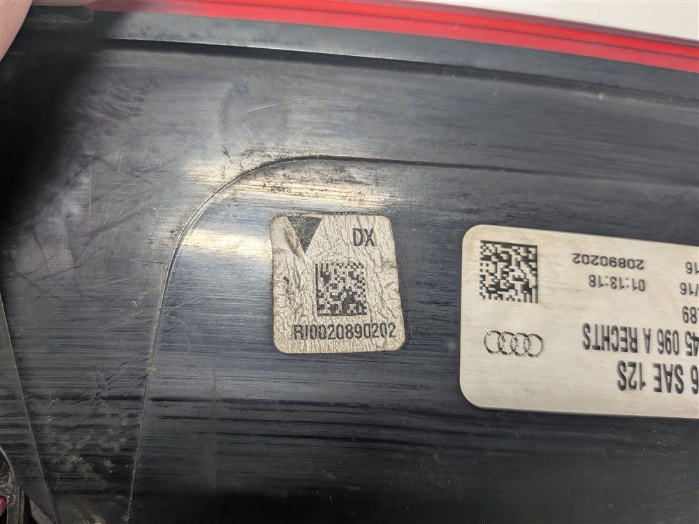 Thumbnail 7: 2017-2020 AUDI Q7 (4M) RIGHT PASSENGER REAR LOWER BUMPER TAILLIGHT LIGHT LAMP