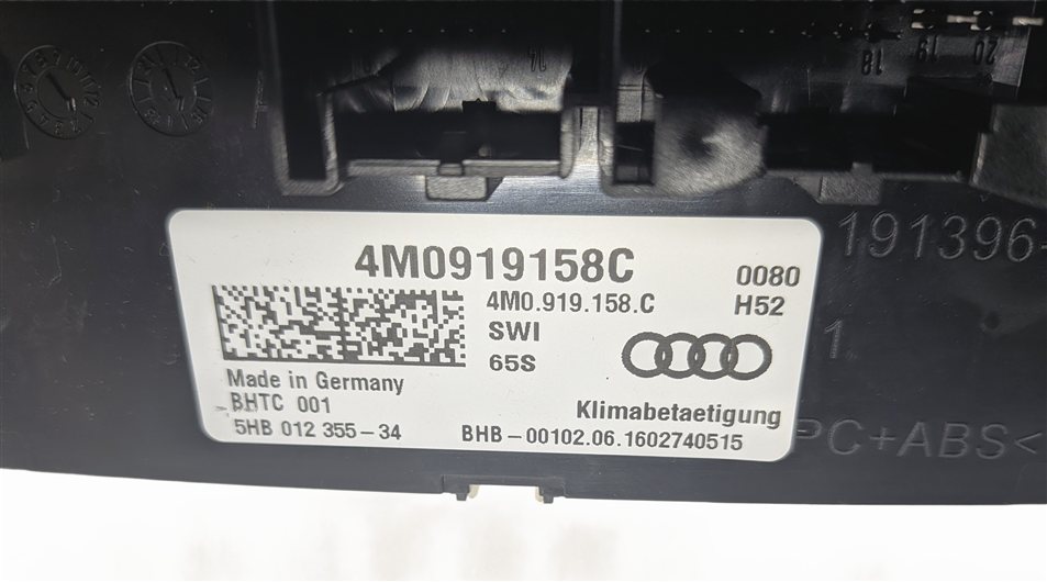 Thumbnail 6: 2018-2019 AUDI Q5 Q7 SQ5 (FY 80A) REAR HEATER A/C TEMPERATURE CONTROL PANEL