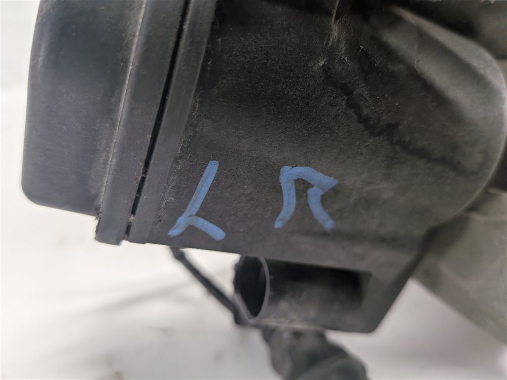 Thumbnail 5: 2017-2020 AUDI Q7 Q8 (4M) REAR LEFT DRIVER BRAKE CALIPER w/ LINES