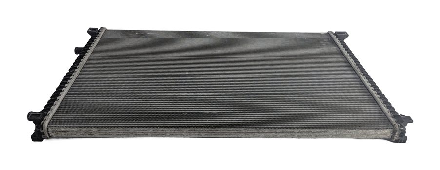 Thumbnail 2: 2017-2019 AUDI Q7 (4M) 3.0L SUPERCHARGED ENGINE MAIN CENTER AUXILIARY RADIATOR