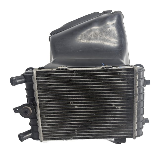 Thumbnail 2: 2017-2019 AUDI Q7 (4M) 3.0L SUPERCHARED ENGINE LEFT DRIVER AUXILIARY RADIATOR