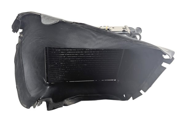 Thumbnail 5: 2017-2019 AUDI Q7 (4M) 3.0L SUPERCHARED ENGINE LEFT DRIVER AUXILIARY RADIATOR