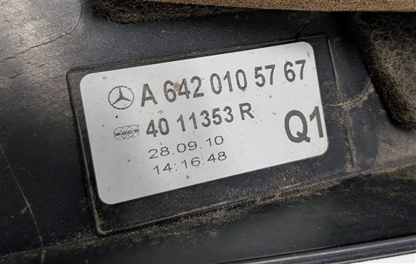 Thumbnail 5: 2011-2013 MERCEDES E350 3.0L TURBO DIESEL ENGINE MOTOR COVER TRIM