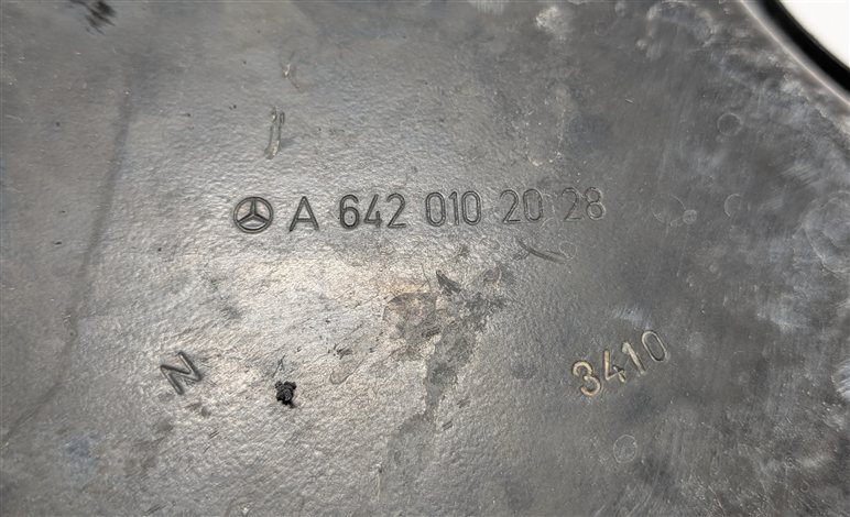 Thumbnail 6: 11-13 MERCEDES E350 (W212) 3.0L OM642 DIESEL UPPER & LOWER ENGINE OIL PAN SET/2